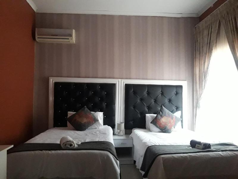 Vakhusi Bed And Breakfast image
