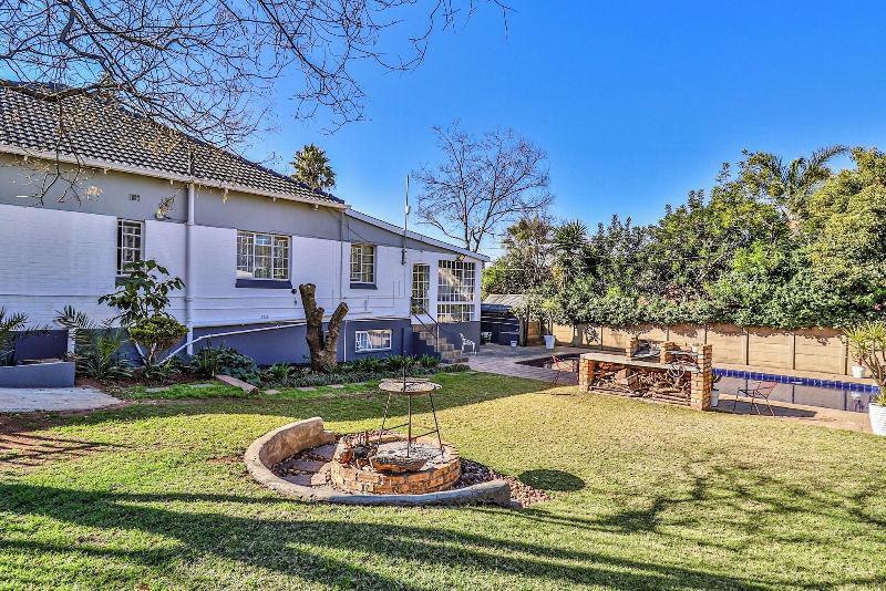 Sunbury Bed And Breakfast image
