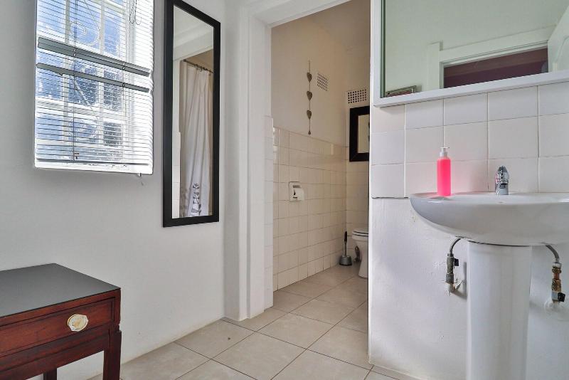 Sunbury Bed And Breakfast image