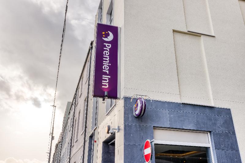 Premier Inn Cork City Centre image