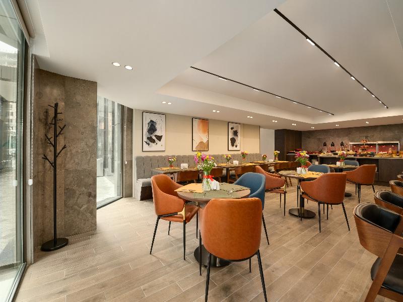 La Quinta By Wyndham Batumi image