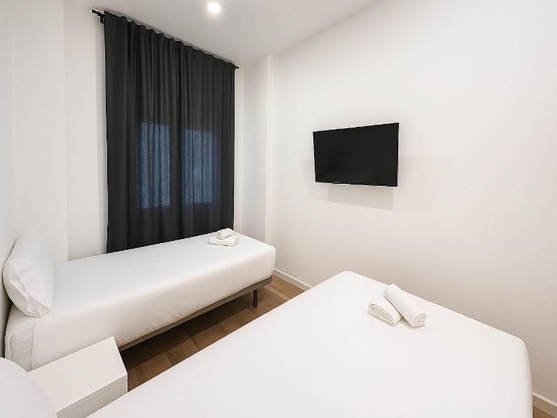 Hostal Bernabeu image