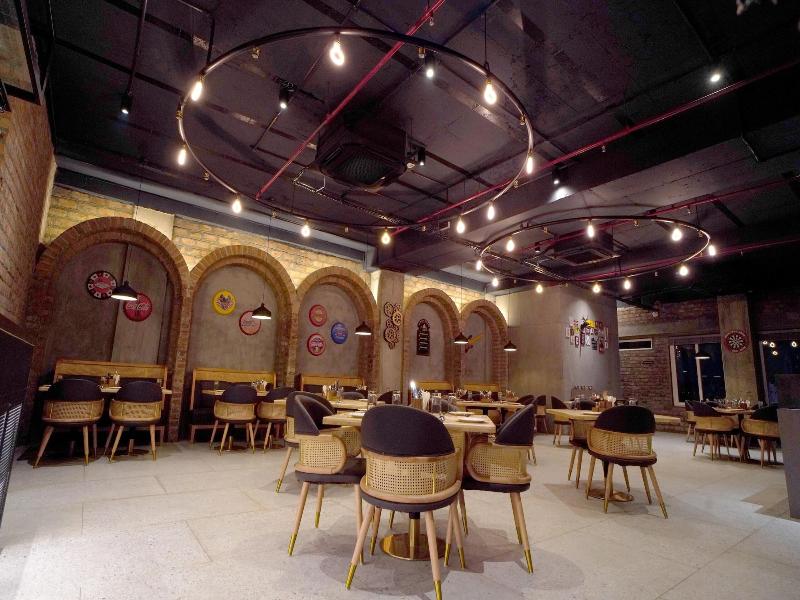 Zip By Spree Hotels Nanded image