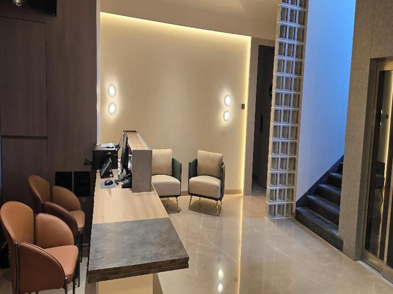 Zip By Spree Hotels Nanded image