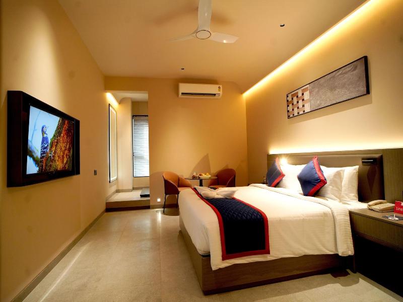 Zip By Spree Hotels Nanded image