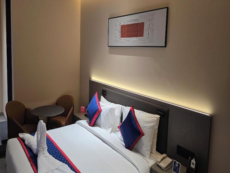 Zip By Spree Hotels Nanded image