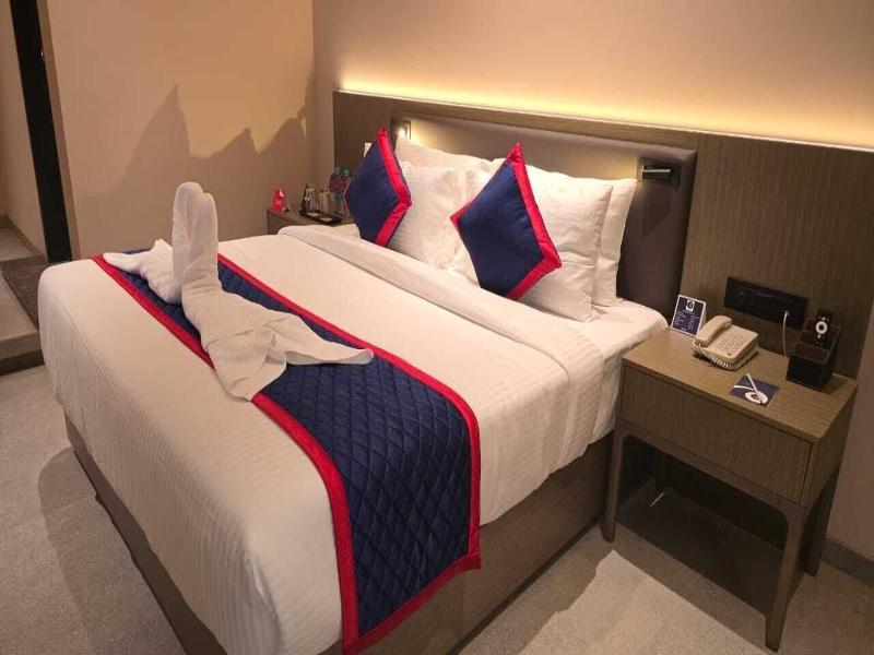 Zip By Spree Hotels Nanded image