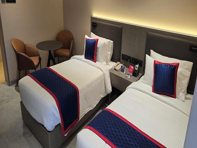 Zip By Spree Hotels Nanded image