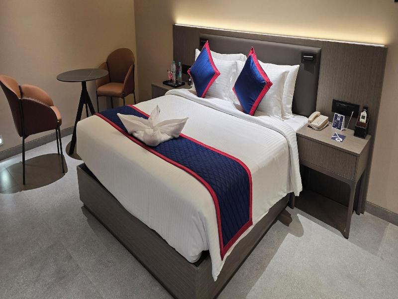 Zip By Spree Hotels Nanded image