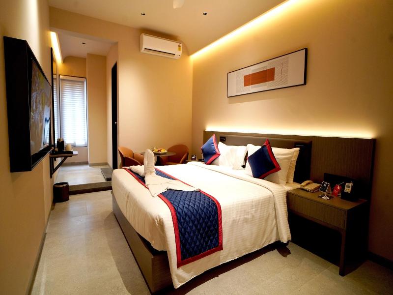 Zip By Spree Hotels Nanded image
