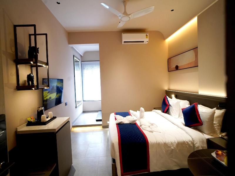 Zip By Spree Hotels Nanded image