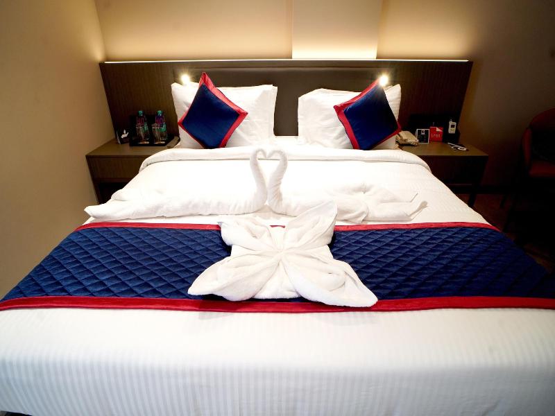 Zip By Spree Hotels Nanded image