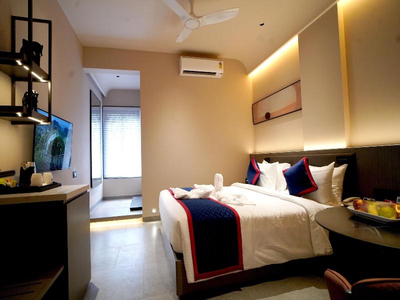 Zip By Spree Hotels Nanded image