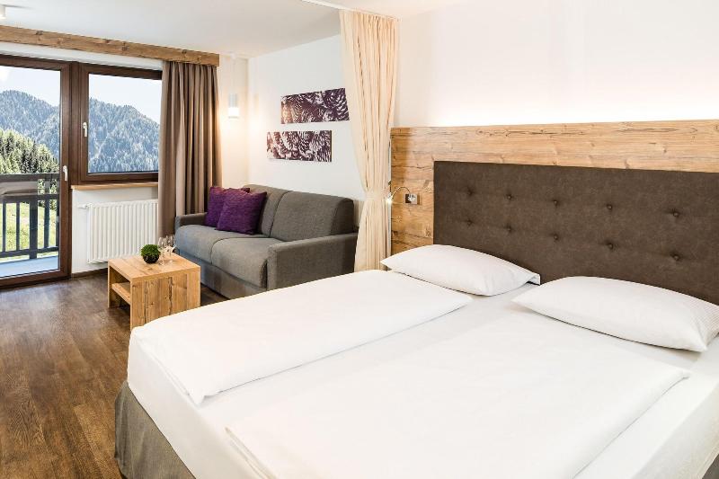 Hotel Almina image