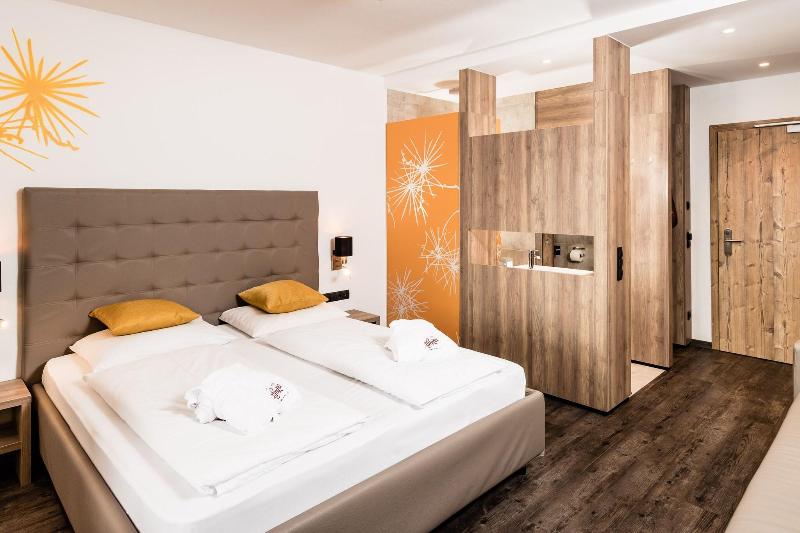 Hotel Almina image