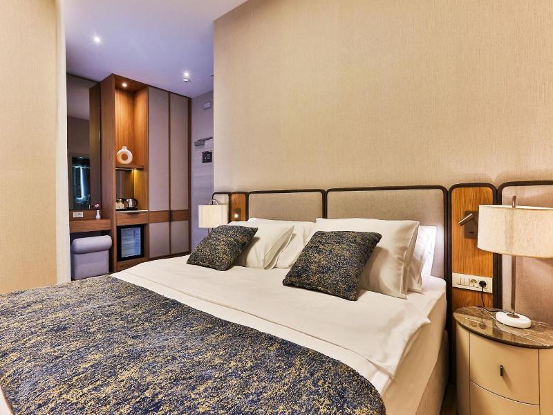 Hotel Harmony By Aycon  image