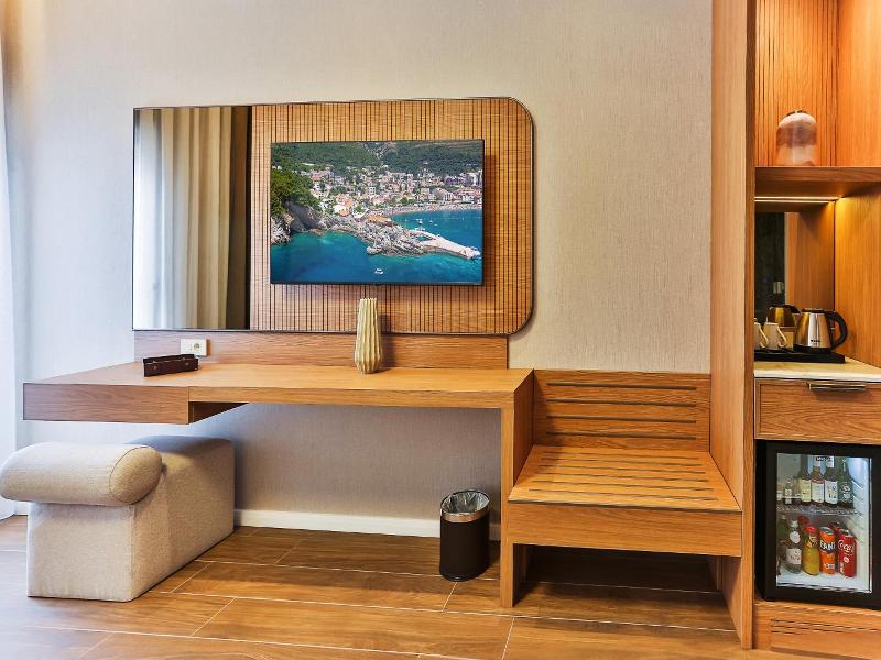 Hotel Harmony By Aycon  image