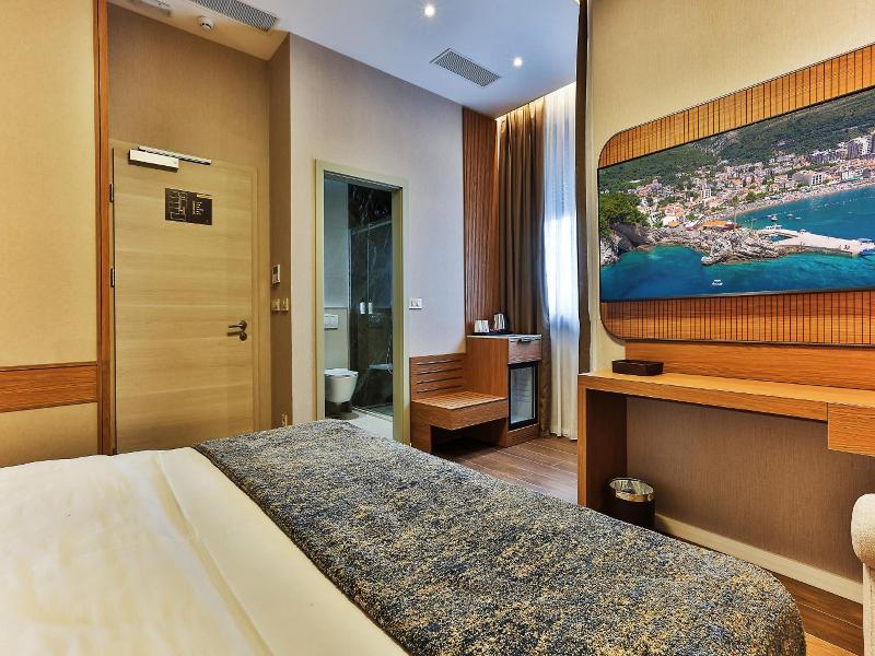 Hotel Harmony By Aycon  image
