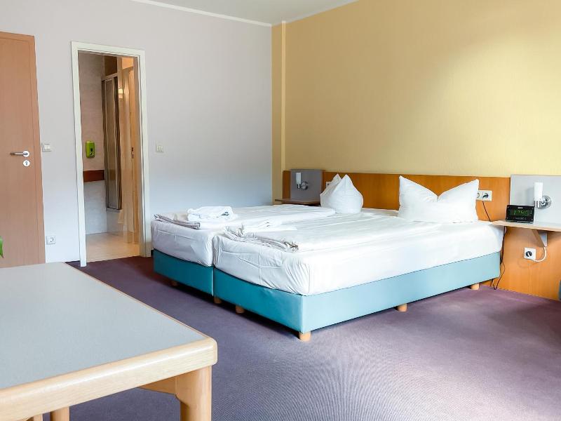 Aktiv Hotel Stock Stein image
