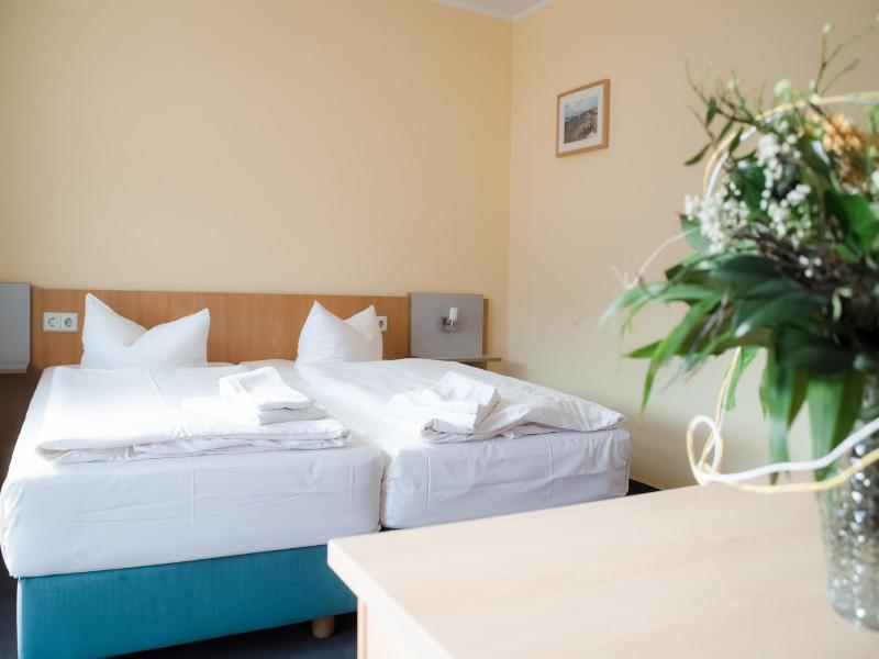 Aktiv Hotel Stock Stein image