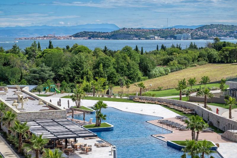 Petram Resort Residences image