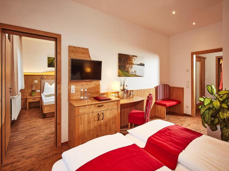Donauhotel Lettnerhof image