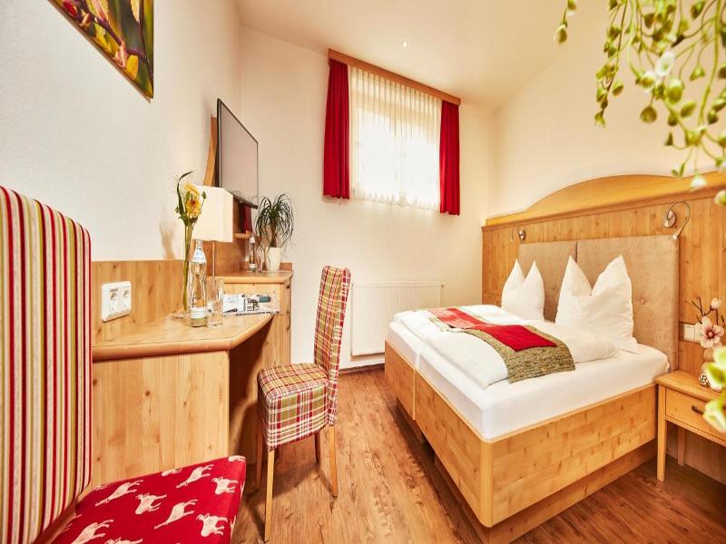 Donauhotel Lettnerhof image