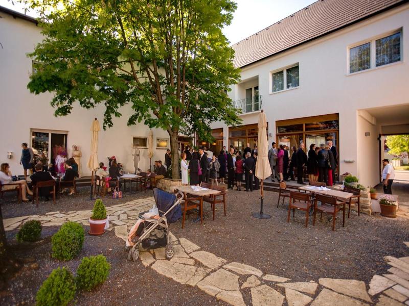 Hotel Zur Post image