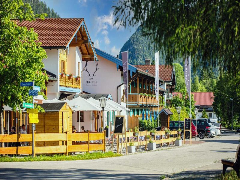 Das Bergmayr A Chiemgauer Alpenhotel image