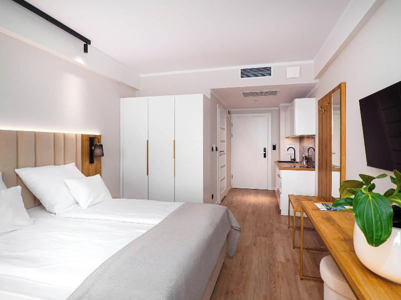 Resort Kra L Plaza Spa Wellness image