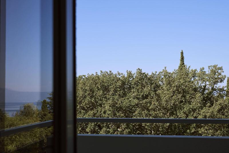 Malinska Green Apartments image