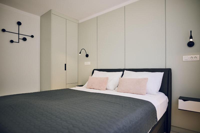 Malinska Green Apartments image