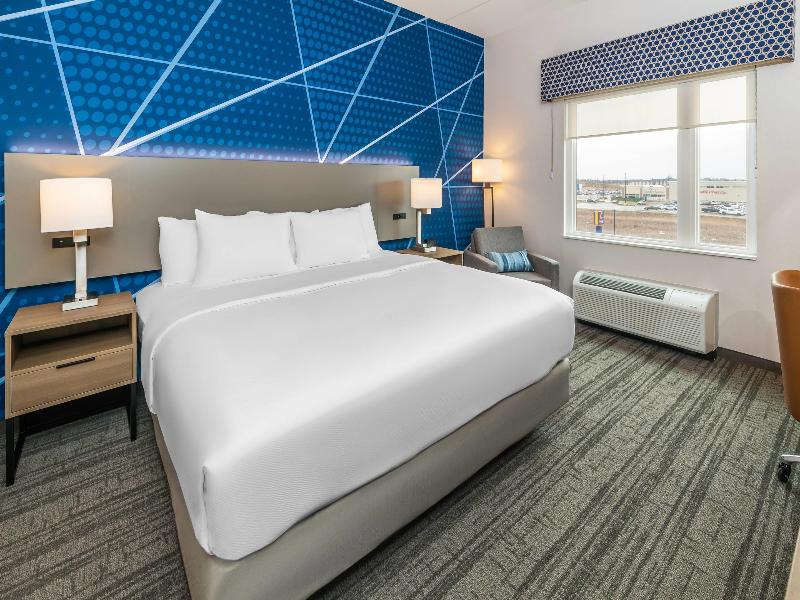 Comfort Inn & Suites Bradford ON image