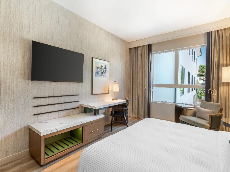 Cambria Hotel Templeton - Paso Robles image