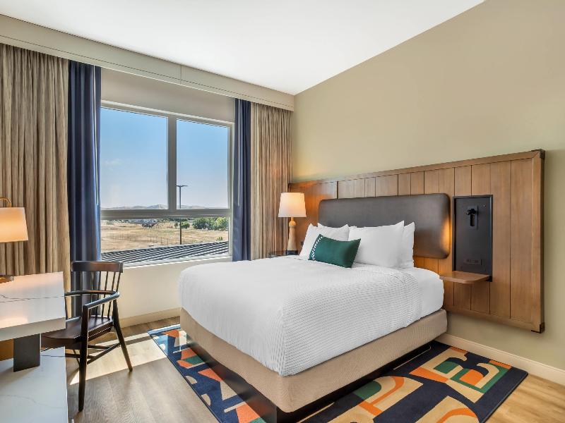 Cambria Hotel Templeton - Paso Robles image