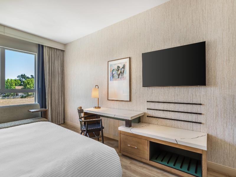 Cambria Hotel Templeton - Paso Robles image