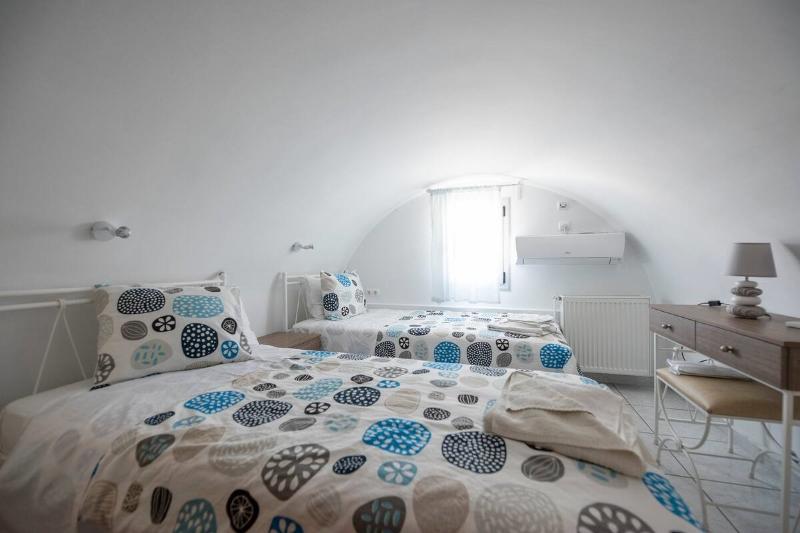 Black Coast Hotel Santorini image