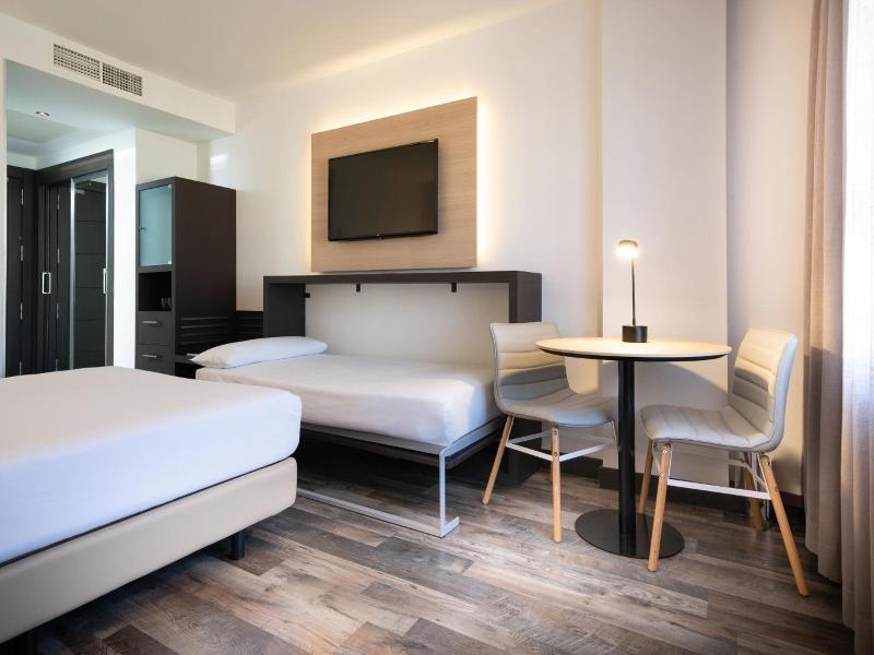 Hotel Cádiz Paseo Del Mar Affiliated By Meliá image