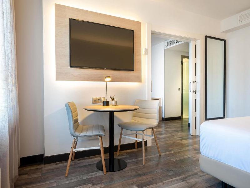Hotel Cádiz Paseo Del Mar Affiliated By Meliá image