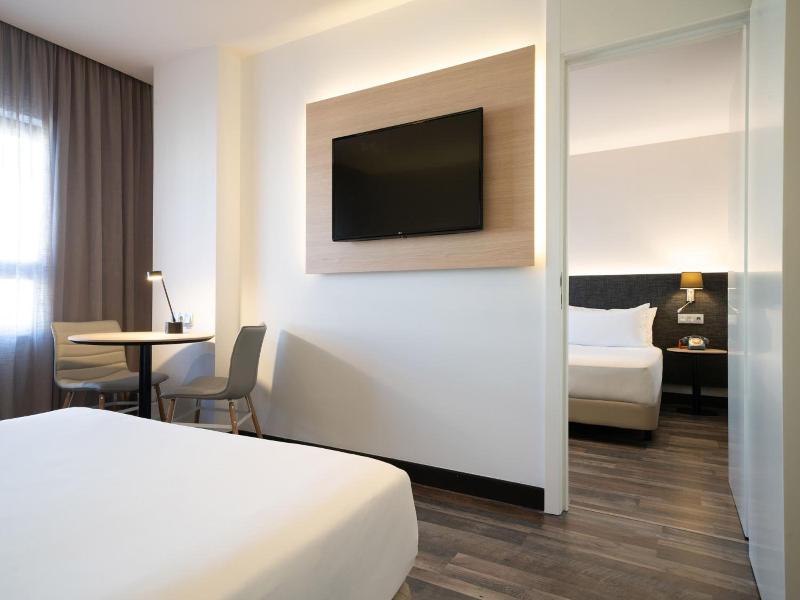 Hotel Cádiz Paseo Del Mar Affiliated By Meliá image