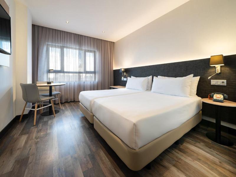 Hotel Cádiz Paseo Del Mar Affiliated By Meliá image