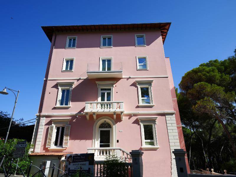 Castiglioncello Suites image