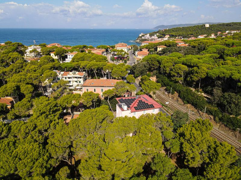 Castiglioncello Suites image
