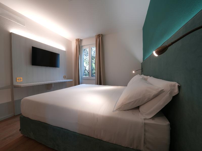 Castiglioncello Suites image