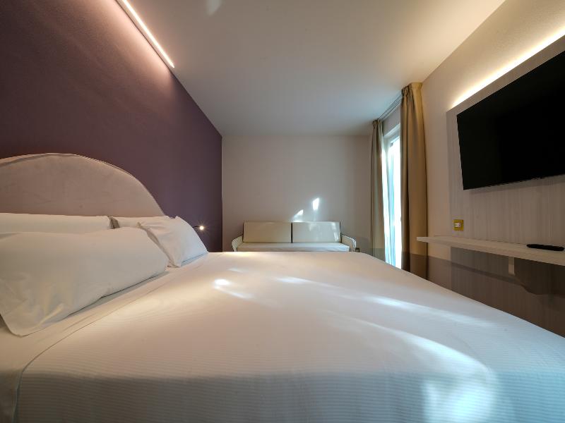 Castiglioncello Suites image