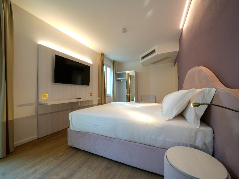Castiglioncello Suites image
