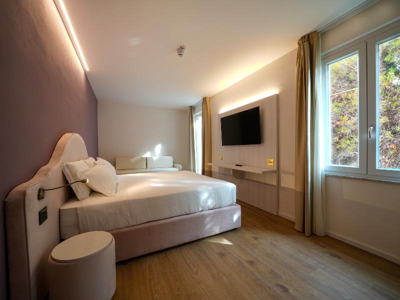 Castiglioncello Suites image
