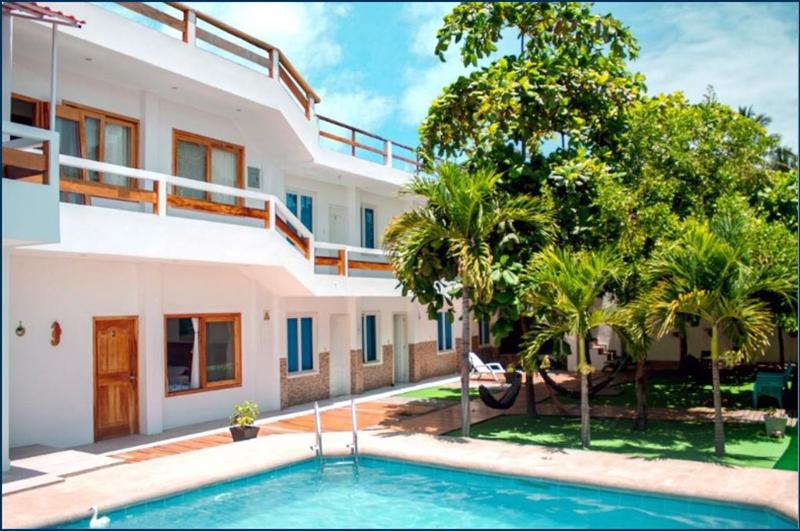 Galápagos Isabela Loja Hotel image