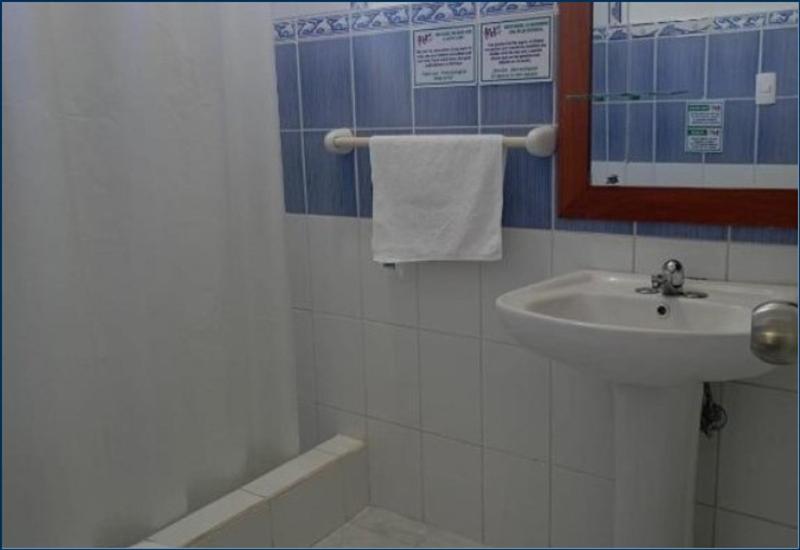Galápagos Isabela Loja Hotel image
