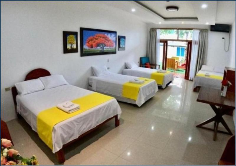 Galápagos Isabela Loja Hotel image